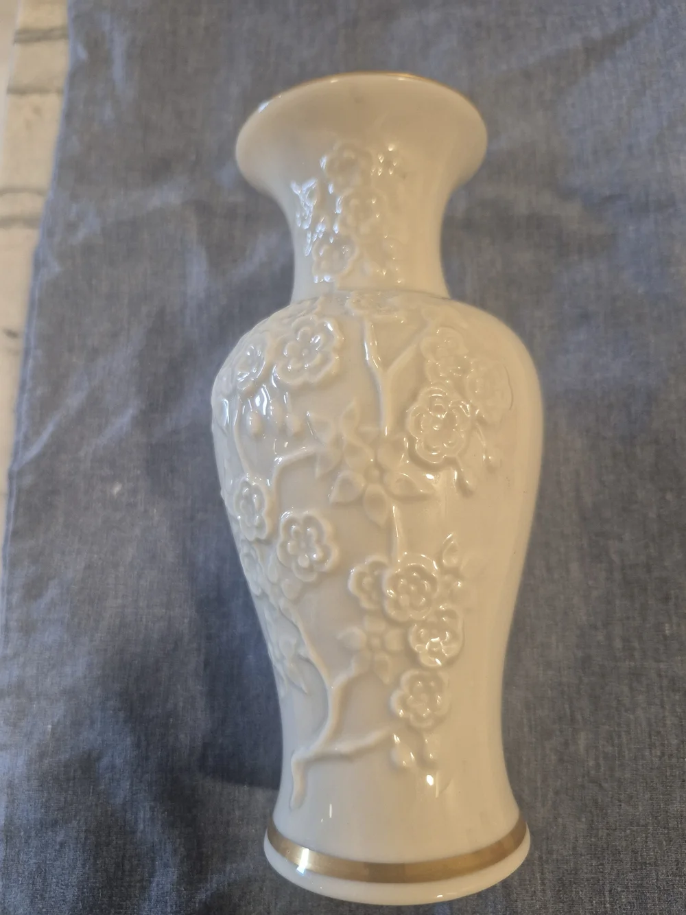 Lenox White Embossed Floral Vase with Gold Trim